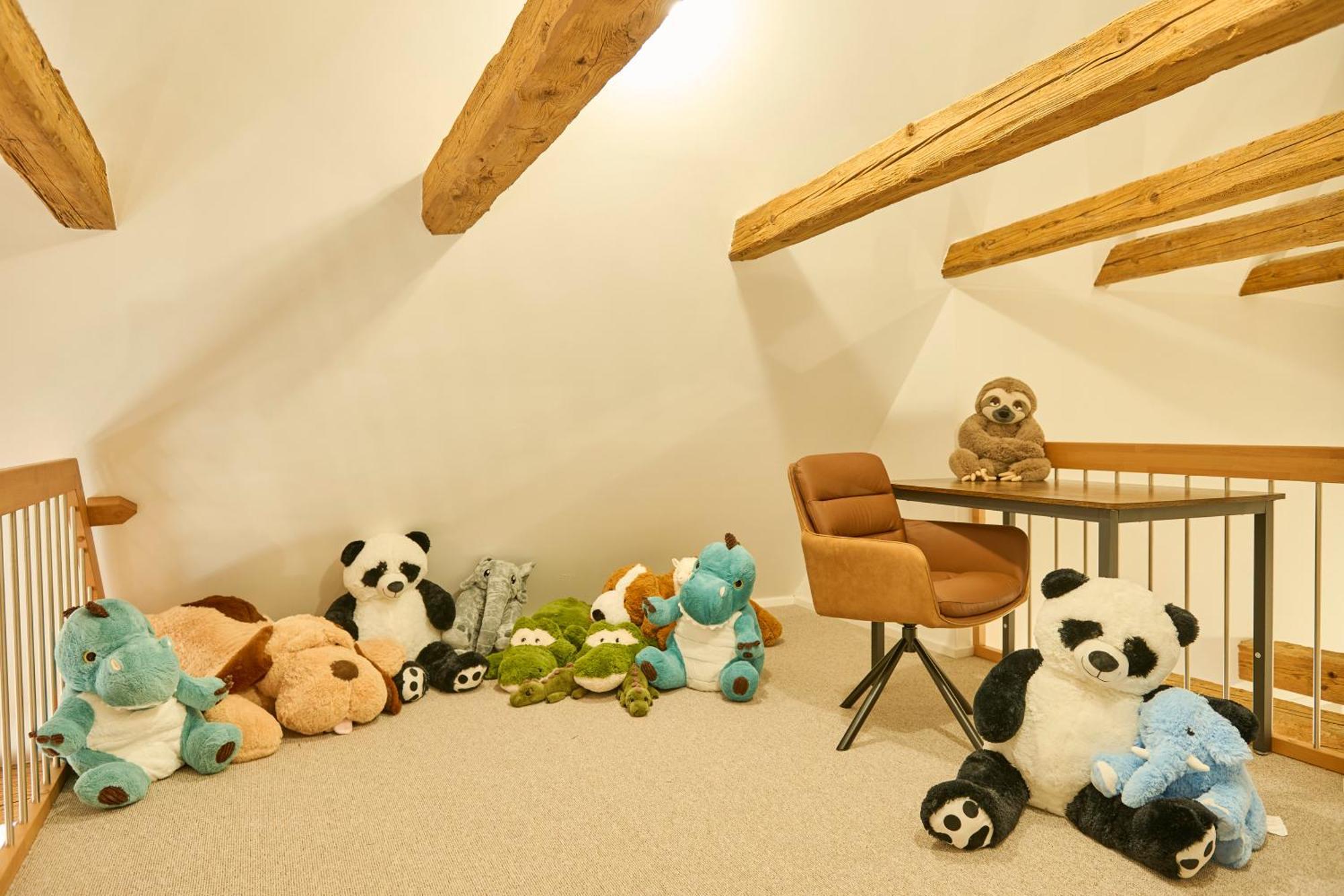 Wood World Luxury - Massage - Bergblick - Tranpolin- Parken Appartement Markdorf Buitenkant foto