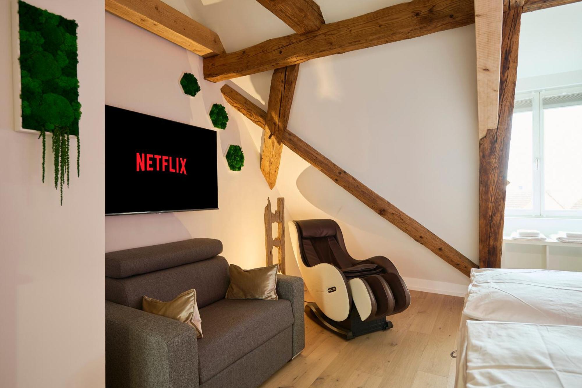 Wood World Luxury - Massage - Bergblick - Tranpolin- Parken Appartement Markdorf Buitenkant foto