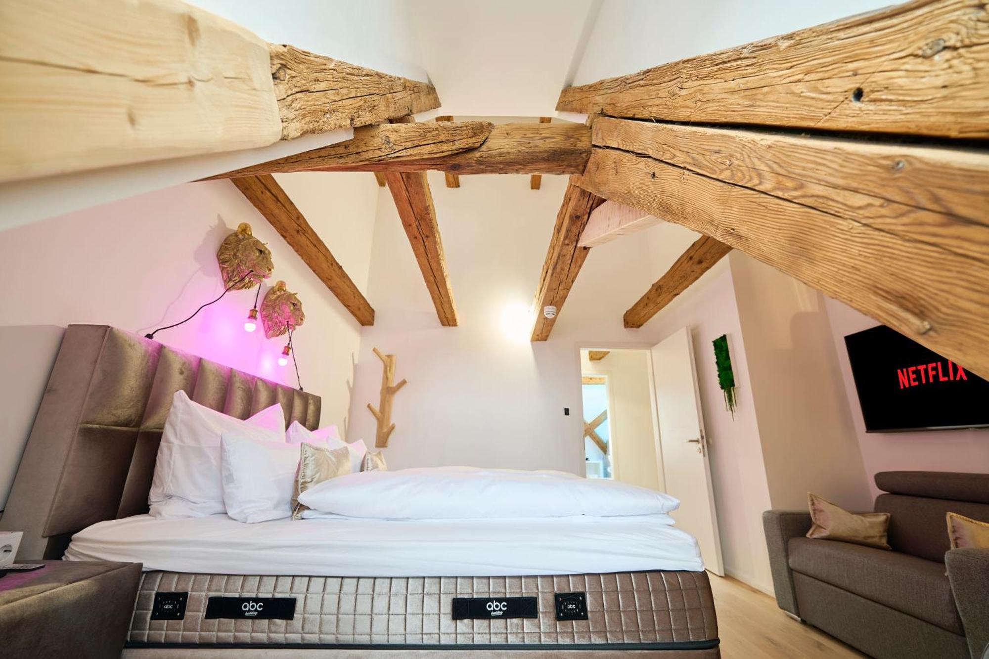 Wood World Luxury - Massage - Bergblick - Tranpolin- Parken Appartement Markdorf Buitenkant foto
