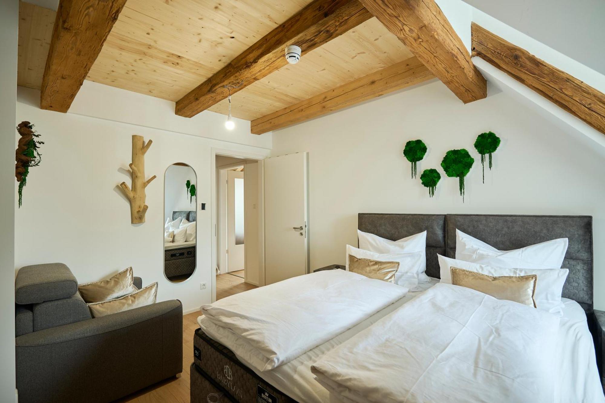 Wood World Luxury - Massage - Bergblick - Tranpolin- Parken Appartement Markdorf Buitenkant foto