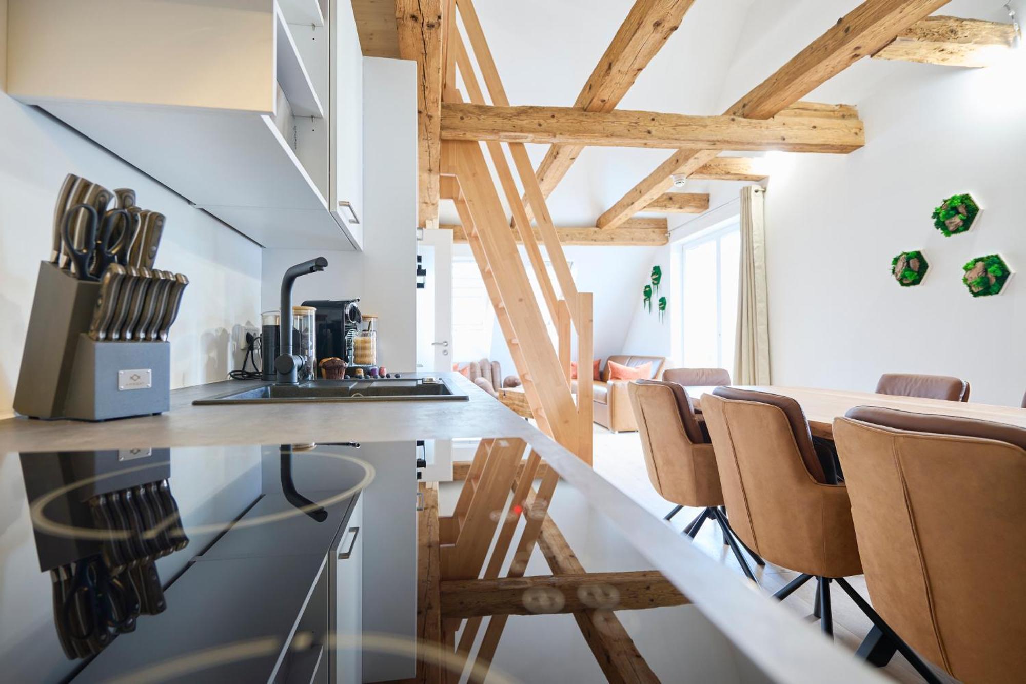 Wood World Luxury - Massage - Bergblick - Tranpolin- Parken Appartement Markdorf Buitenkant foto